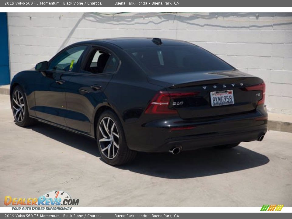 2019 Volvo S60 T5 Momentum Black Stone / Charcoal Photo #2