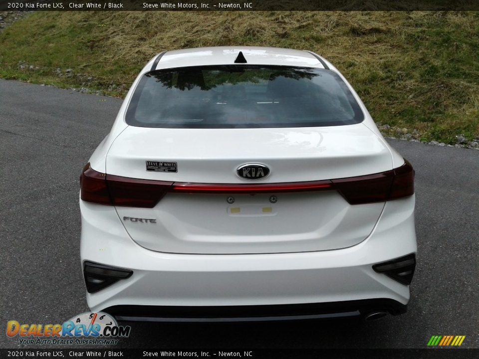 2020 Kia Forte LXS Clear White / Black Photo #8