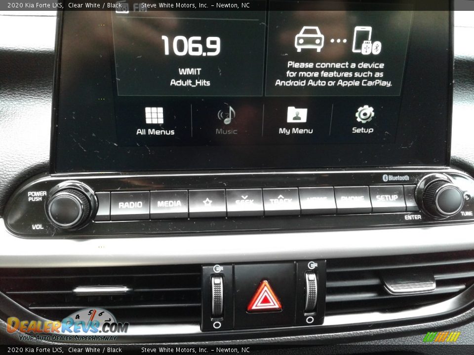 Controls of 2020 Kia Forte LXS Photo #23