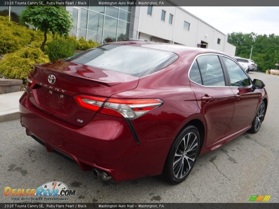 2018 Toyota Camry SE Ruby Flare Pearl / Black Photo #16