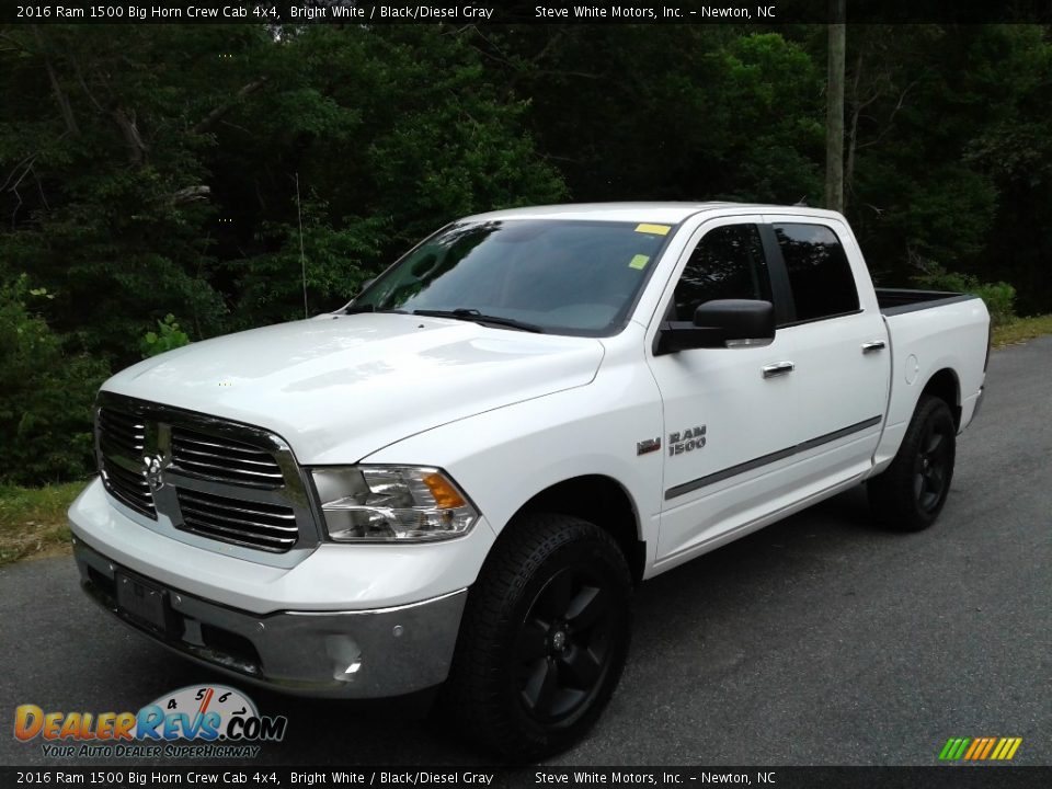 2016 Ram 1500 Big Horn Crew Cab 4x4 Bright White / Black/Diesel Gray Photo #2