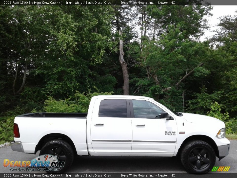 2016 Ram 1500 Big Horn Crew Cab 4x4 Bright White / Black/Diesel Gray Photo #5