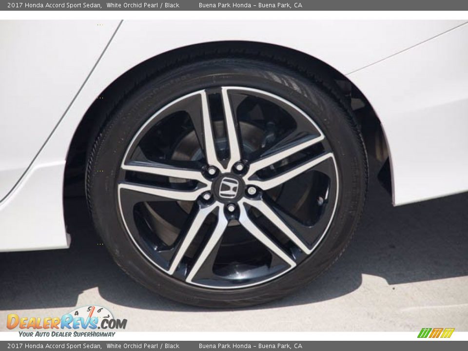 2017 Honda Accord Sport Sedan White Orchid Pearl / Black Photo #32