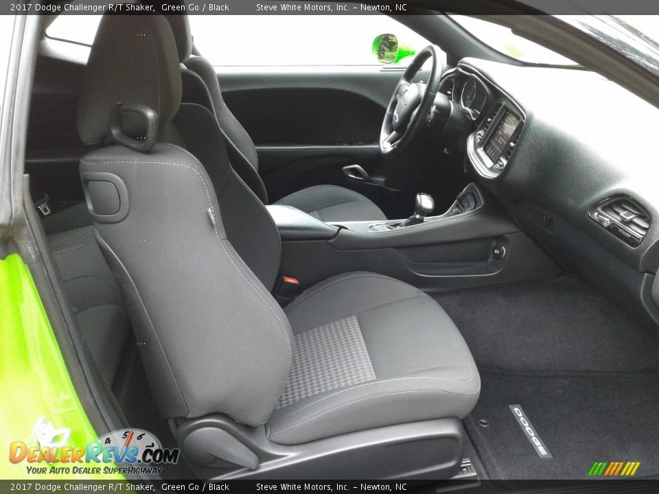 Front Seat of 2017 Dodge Challenger R/T Shaker Photo #16