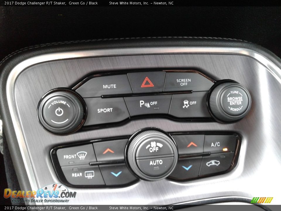 Controls of 2017 Dodge Challenger R/T Shaker Photo #23