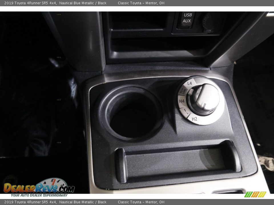 2019 Toyota 4Runner SR5 4x4 Nautical Blue Metallic / Black Photo #14