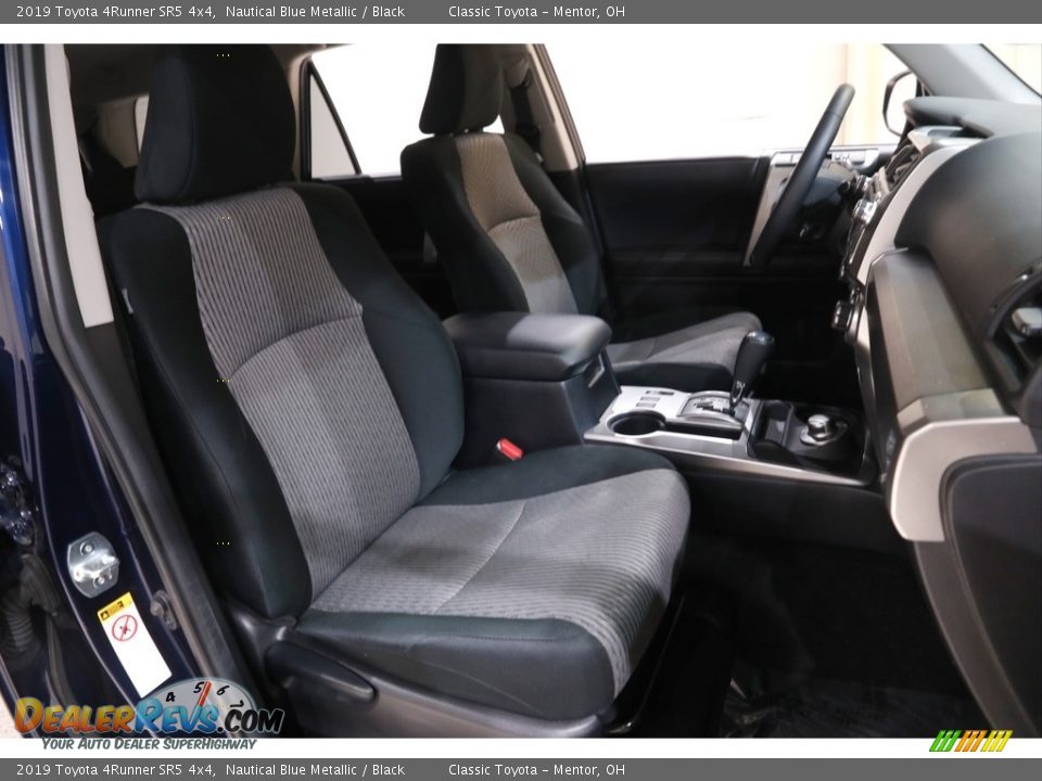 2019 Toyota 4Runner SR5 4x4 Nautical Blue Metallic / Black Photo #15