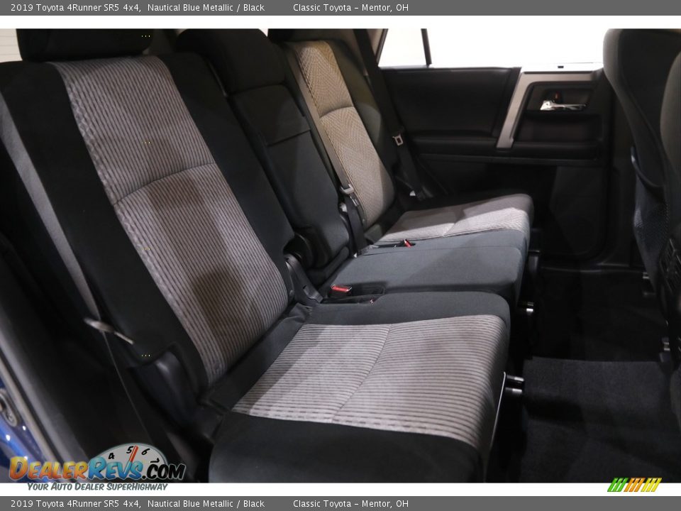 2019 Toyota 4Runner SR5 4x4 Nautical Blue Metallic / Black Photo #16