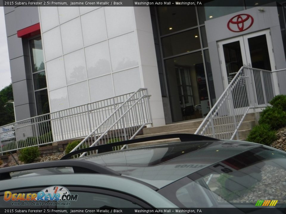2015 Subaru Forester 2.5i Premium Jasmine Green Metallic / Black Photo #3