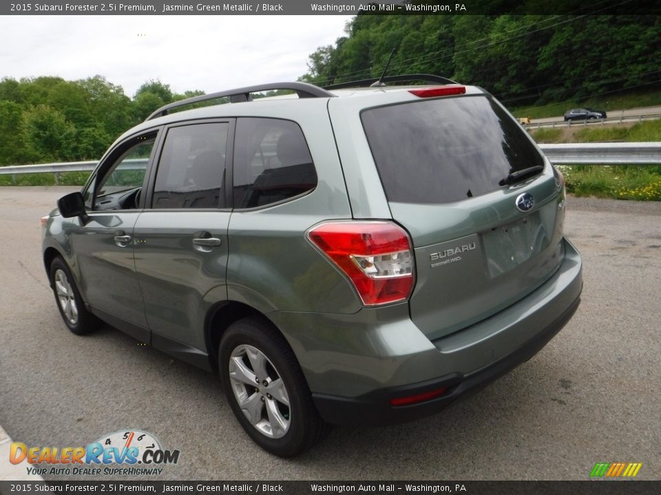 2015 Subaru Forester 2.5i Premium Jasmine Green Metallic / Black Photo #12
