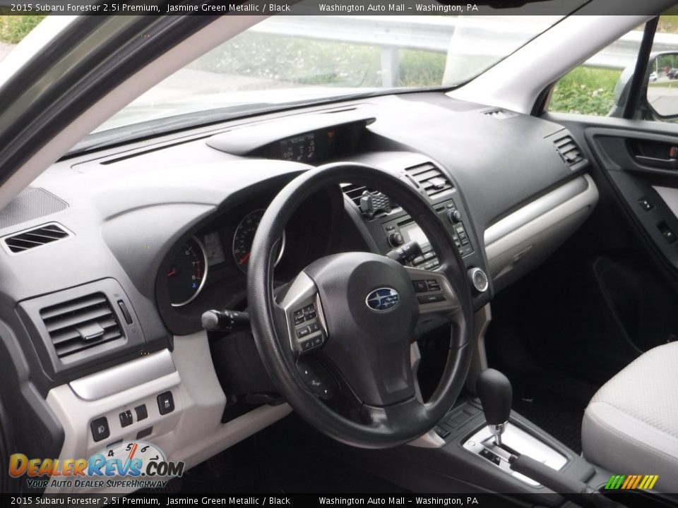 2015 Subaru Forester 2.5i Premium Jasmine Green Metallic / Black Photo #19
