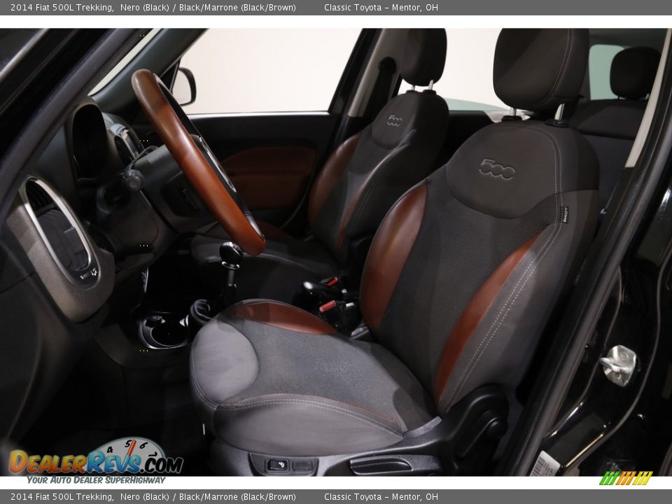 Front Seat of 2014 Fiat 500L Trekking Photo #5