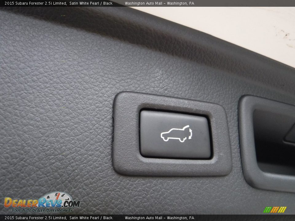 2015 Subaru Forester 2.5i Limited Satin White Pearl / Black Photo #27