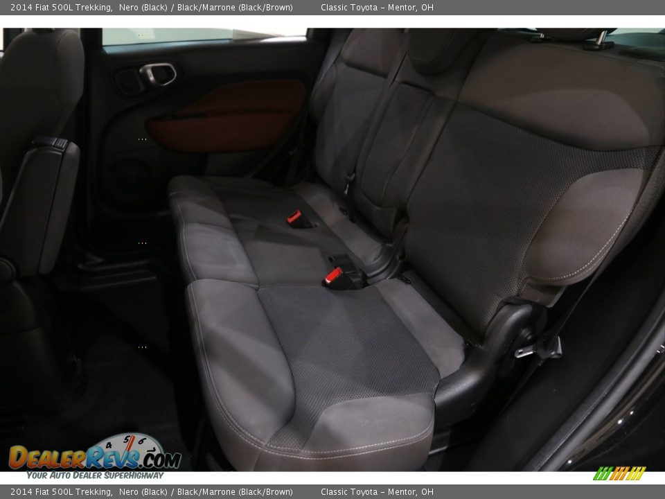 2014 Fiat 500L Trekking Nero (Black) / Black/Marrone (Black/Brown) Photo #17