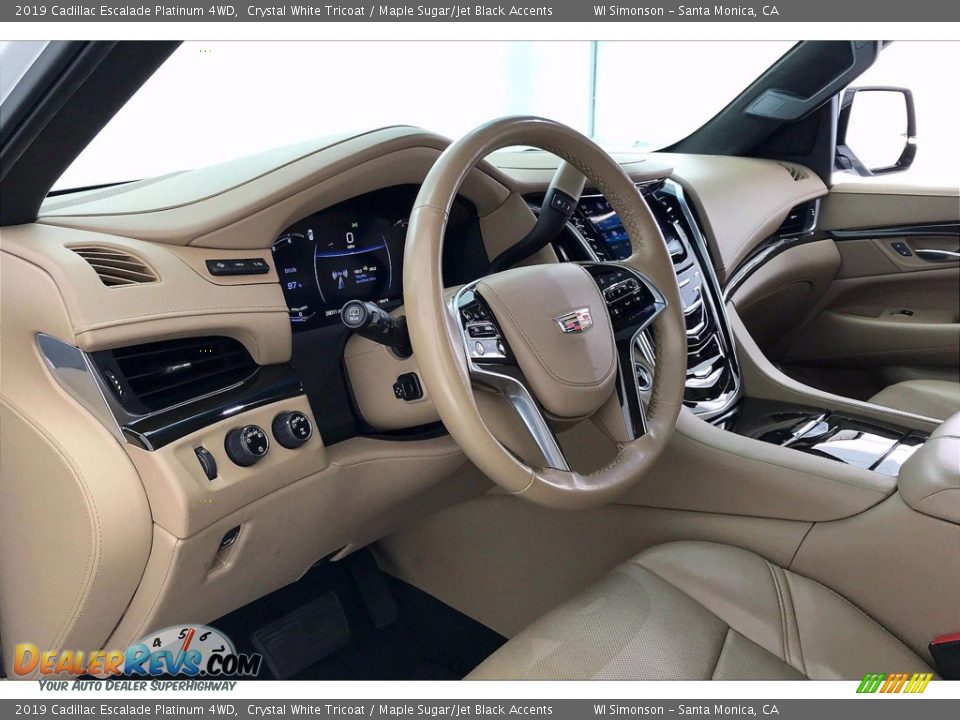 Dashboard of 2019 Cadillac Escalade Platinum 4WD Photo #14