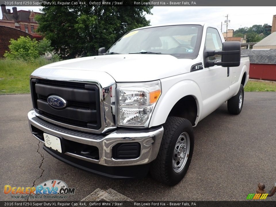 2016 Ford F250 Super Duty XL Regular Cab 4x4 Oxford White / Steel Photo #5