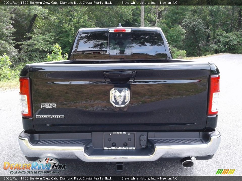 2021 Ram 1500 Big Horn Crew Cab Diamond Black Crystal Pearl / Black Photo #7