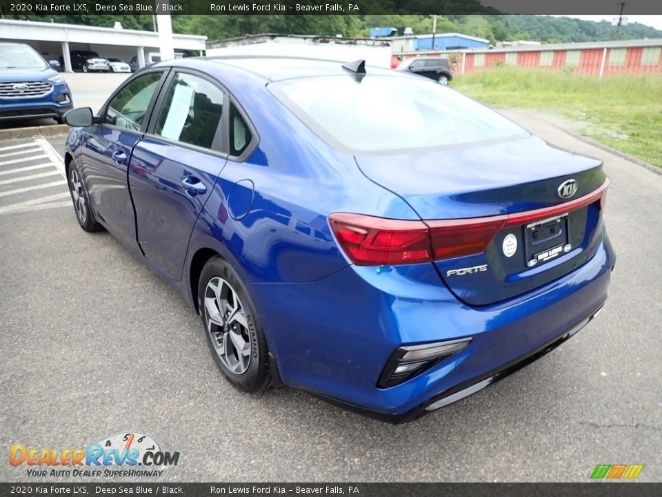 2020 Kia Forte LXS Deep Sea Blue / Black Photo #7