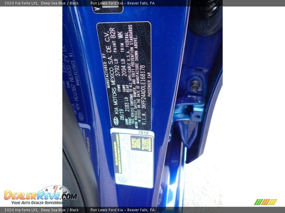 2020 Kia Forte LXS Deep Sea Blue / Black Photo #15