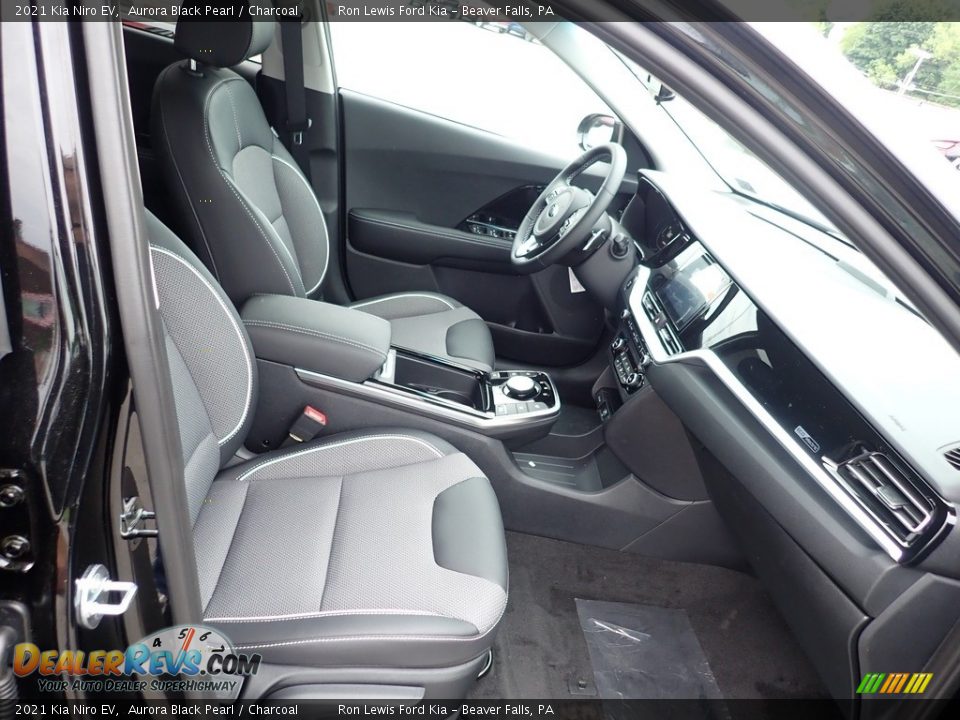Front Seat of 2021 Kia Niro EV Photo #11