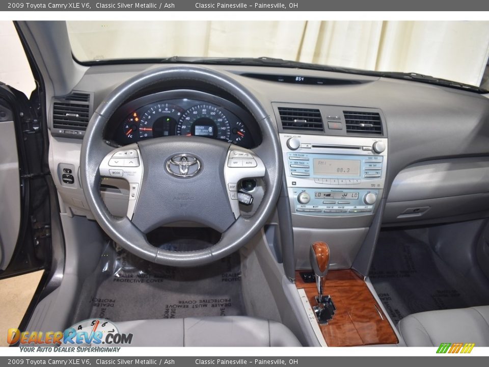 2009 Toyota Camry XLE V6 Classic Silver Metallic / Ash Photo #12