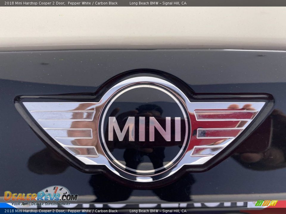 2018 Mini Hardtop Cooper 2 Door Pepper White / Carbon Black Photo #10