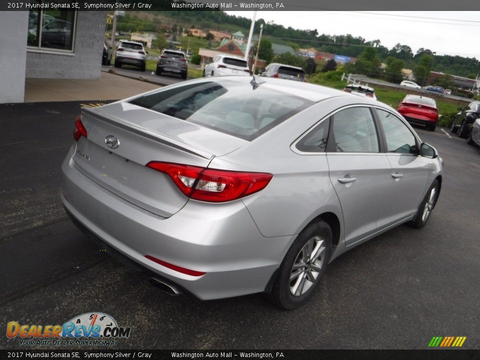 2017 Hyundai Sonata SE Symphony Silver / Gray Photo #8