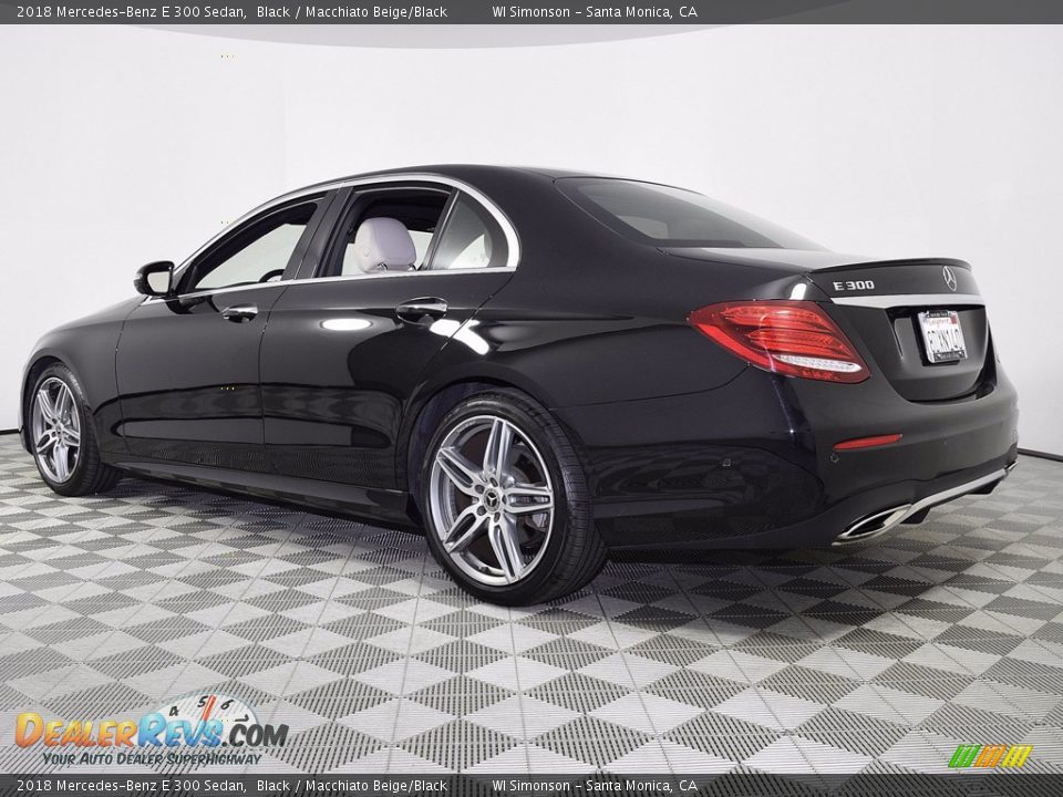 2018 Mercedes-Benz E 300 Sedan Black / Macchiato Beige/Black Photo #4