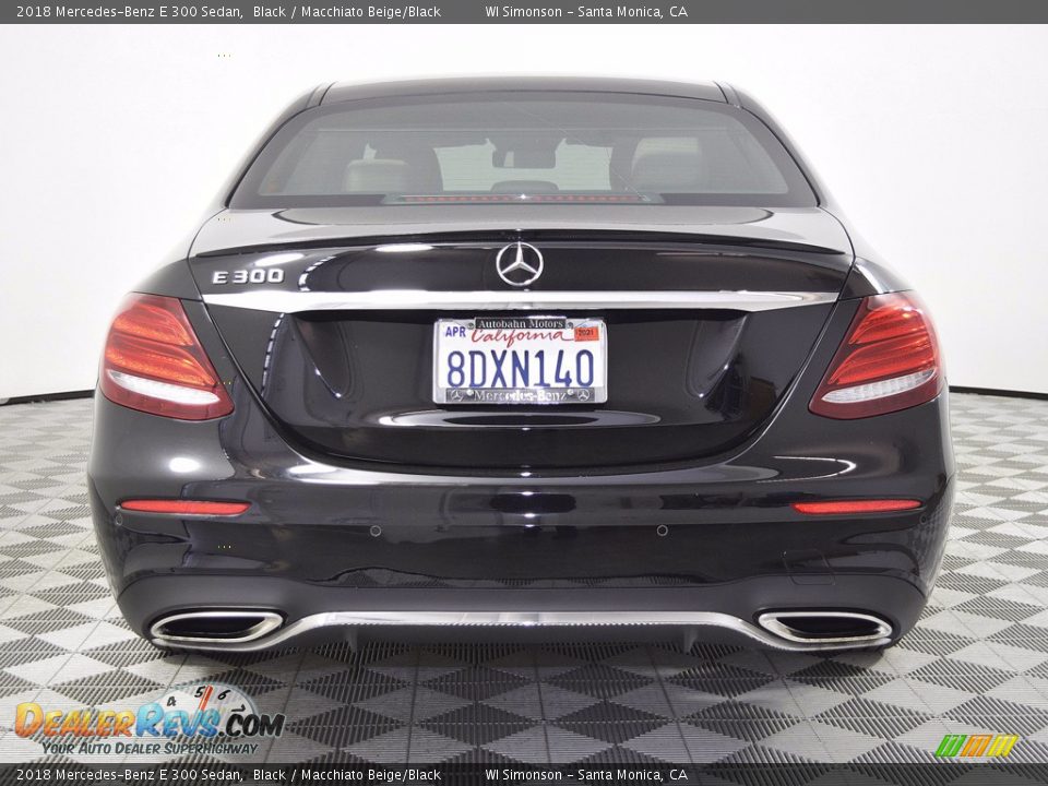 2018 Mercedes-Benz E 300 Sedan Black / Macchiato Beige/Black Photo #7