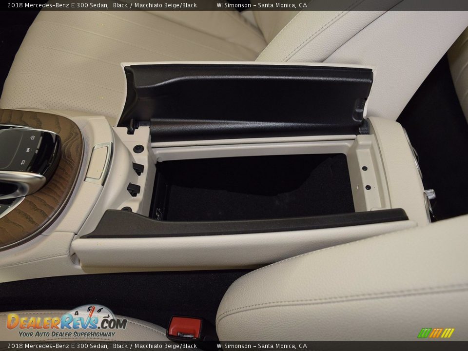 2018 Mercedes-Benz E 300 Sedan Black / Macchiato Beige/Black Photo #36