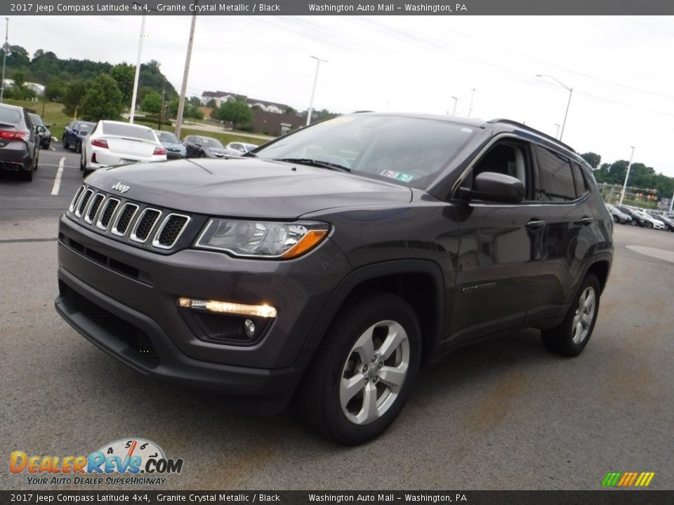 2017 Jeep Compass Latitude 4x4 Granite Crystal Metallic / Black Photo #4