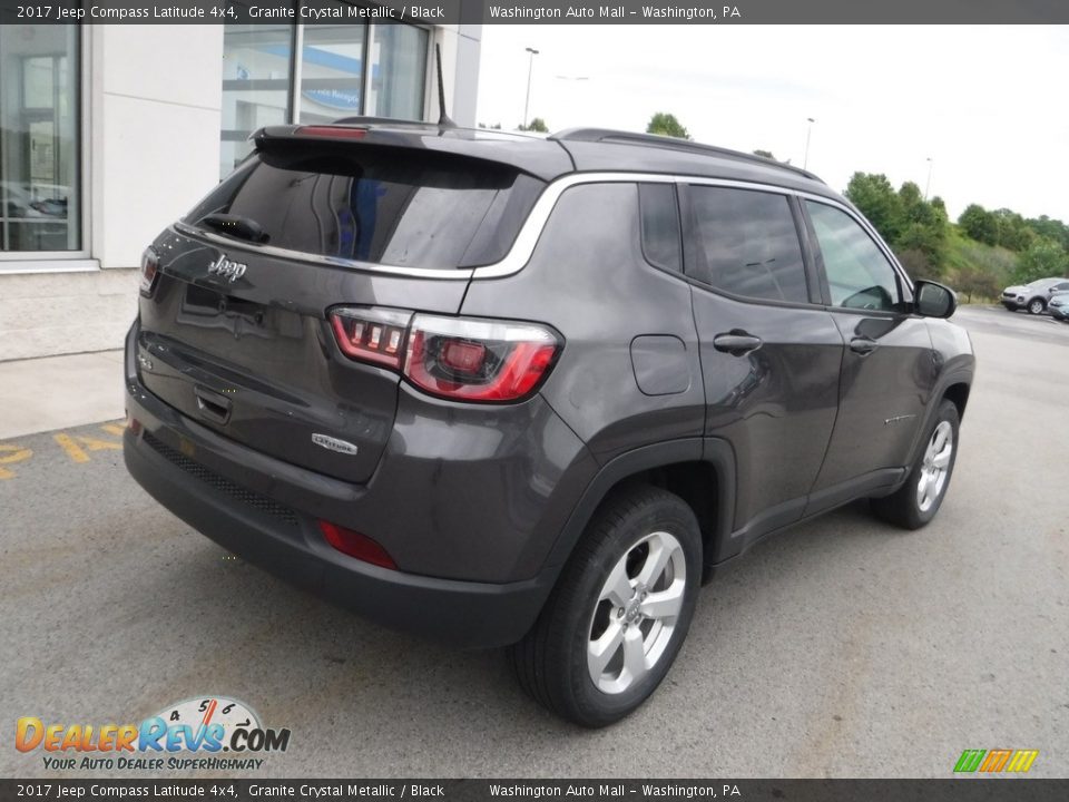 2017 Jeep Compass Latitude 4x4 Granite Crystal Metallic / Black Photo #8