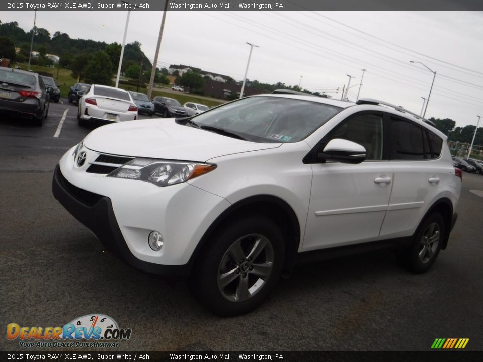 2015 Toyota RAV4 XLE AWD Super White / Ash Photo #5