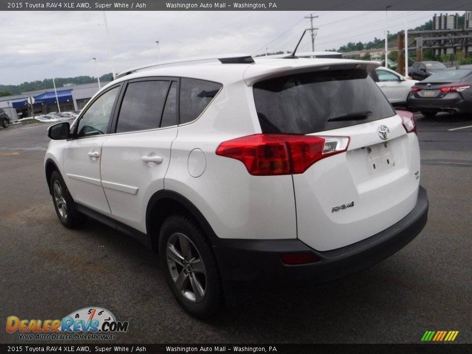 2015 Toyota RAV4 XLE AWD Super White / Ash Photo #7