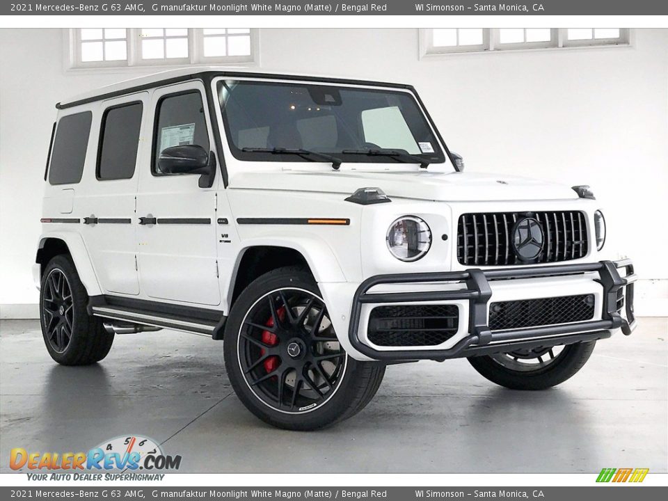 Front 3/4 View of 2021 Mercedes-Benz G 63 AMG Photo #12