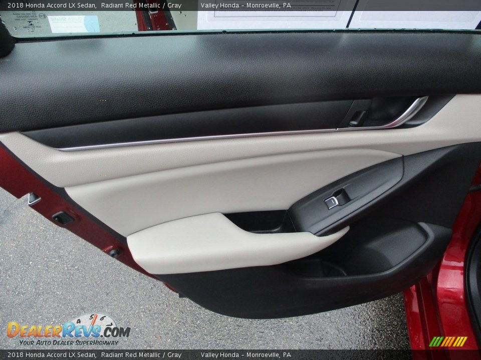 2018 Honda Accord LX Sedan Radiant Red Metallic / Gray Photo #13