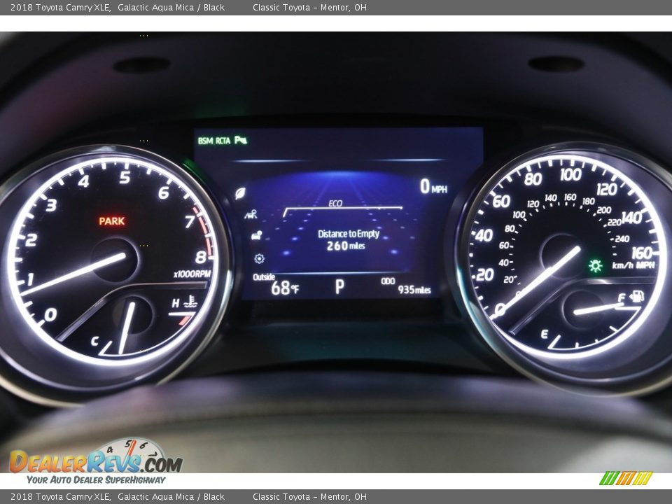 2018 Toyota Camry XLE Galactic Aqua Mica / Black Photo #8