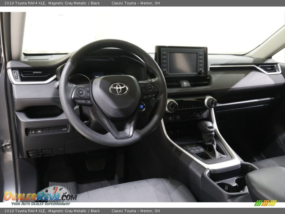2019 Toyota RAV4 XLE Magnetic Gray Metallic / Black Photo #6