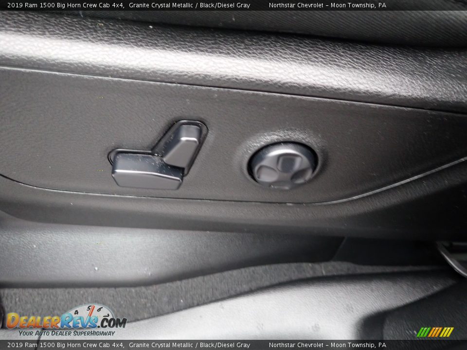 2019 Ram 1500 Big Horn Crew Cab 4x4 Granite Crystal Metallic / Black/Diesel Gray Photo #24