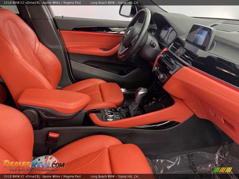 Front Seat of 2018 BMW X2 xDrive28i Photo #33