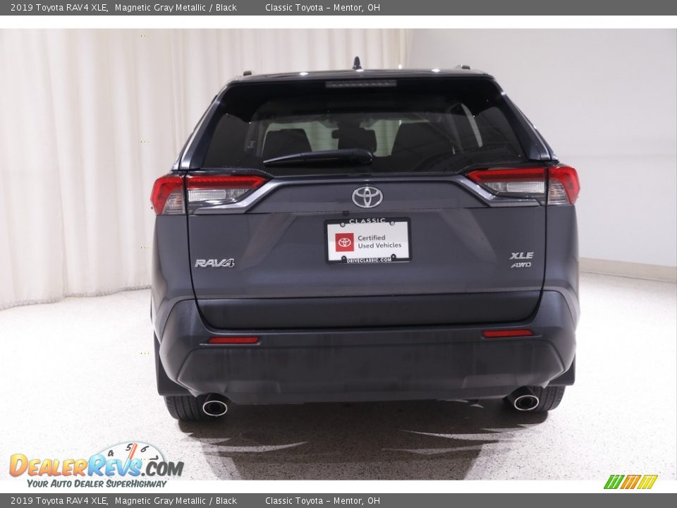 2019 Toyota RAV4 XLE Magnetic Gray Metallic / Black Photo #16