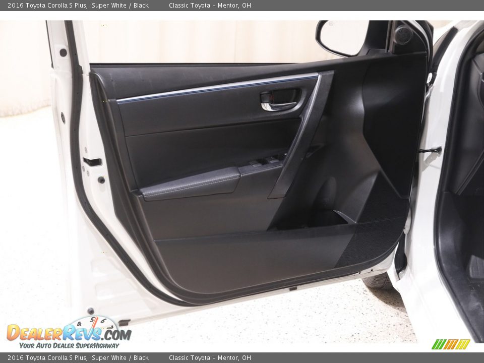 2016 Toyota Corolla S Plus Super White / Black Photo #4