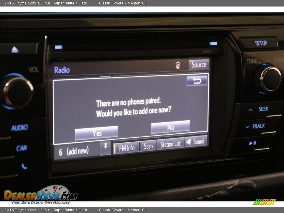 2016 Toyota Corolla S Plus Super White / Black Photo #11