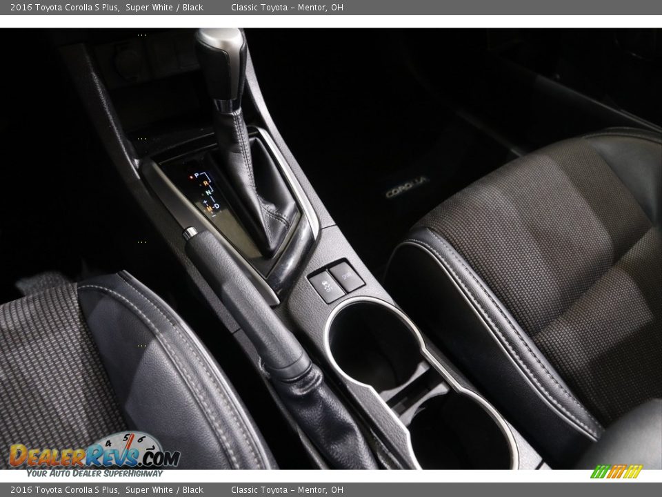 2016 Toyota Corolla S Plus Super White / Black Photo #12