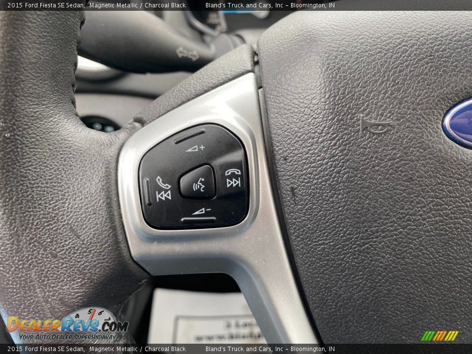 2015 Ford Fiesta SE Sedan Magnetic Metallic / Charcoal Black Photo #17