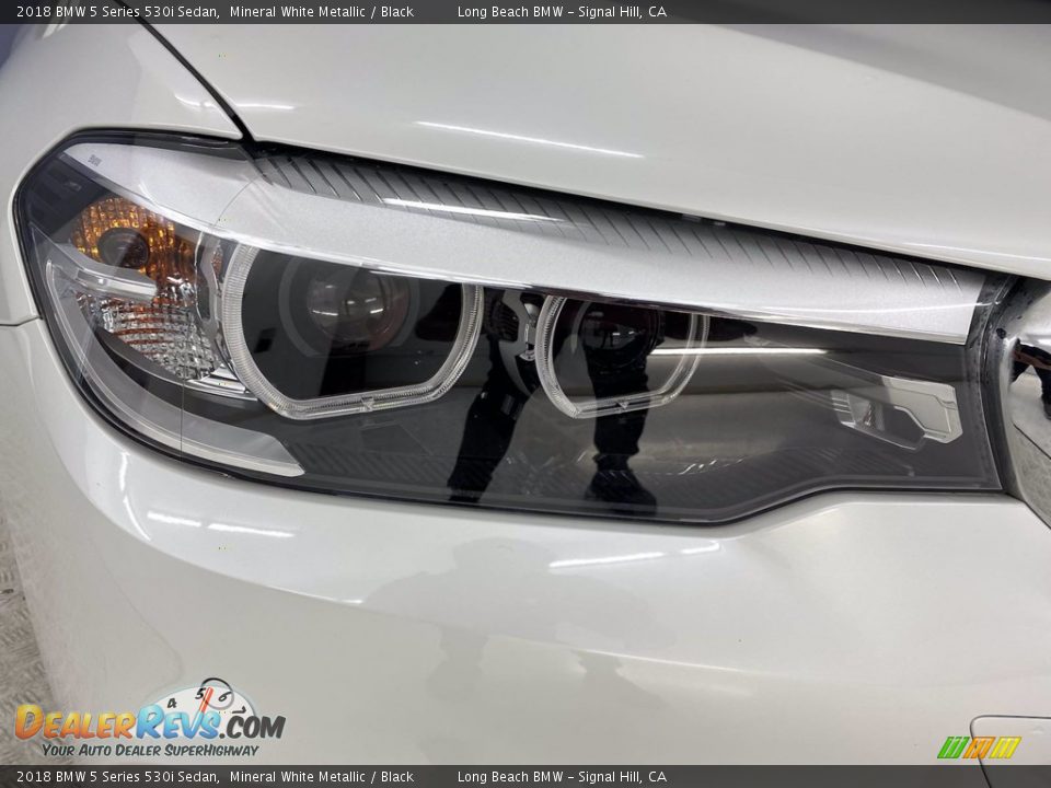 2018 BMW 5 Series 530i Sedan Mineral White Metallic / Black Photo #7