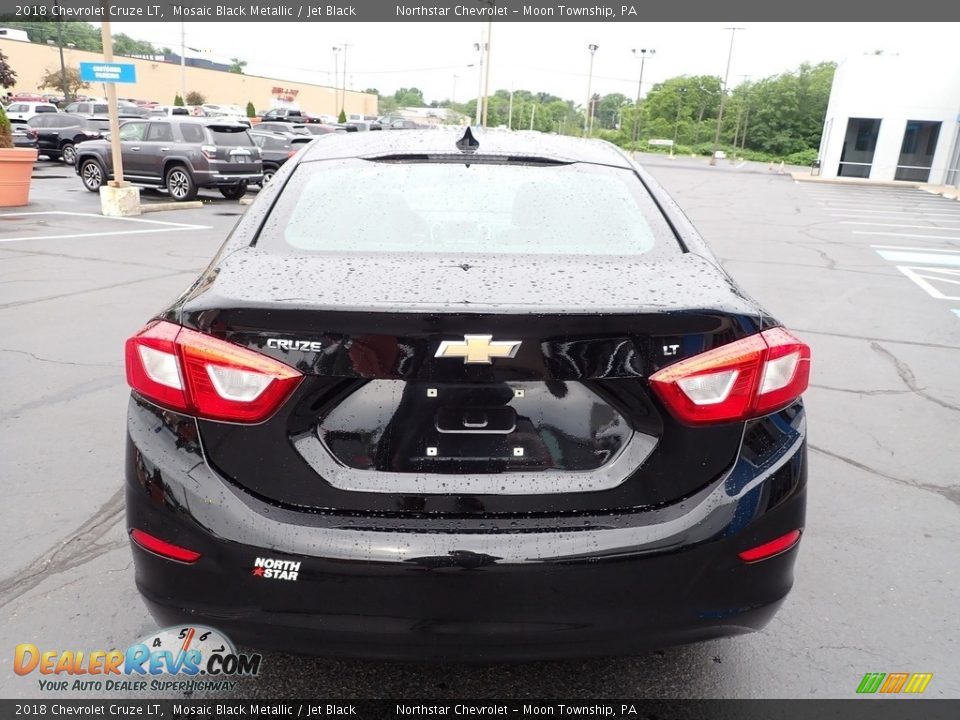 2018 Chevrolet Cruze LT Mosaic Black Metallic / Jet Black Photo #6