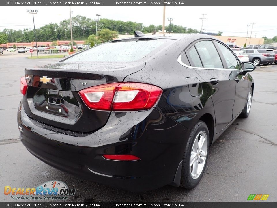 2018 Chevrolet Cruze LT Mosaic Black Metallic / Jet Black Photo #8