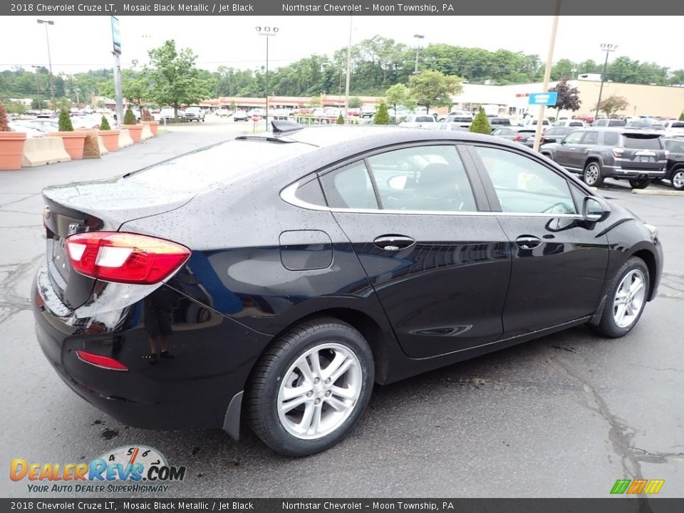 2018 Chevrolet Cruze LT Mosaic Black Metallic / Jet Black Photo #9