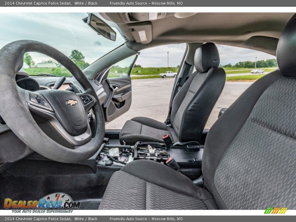 Front Seat of 2014 Chevrolet Caprice Police Sedan Photo #18